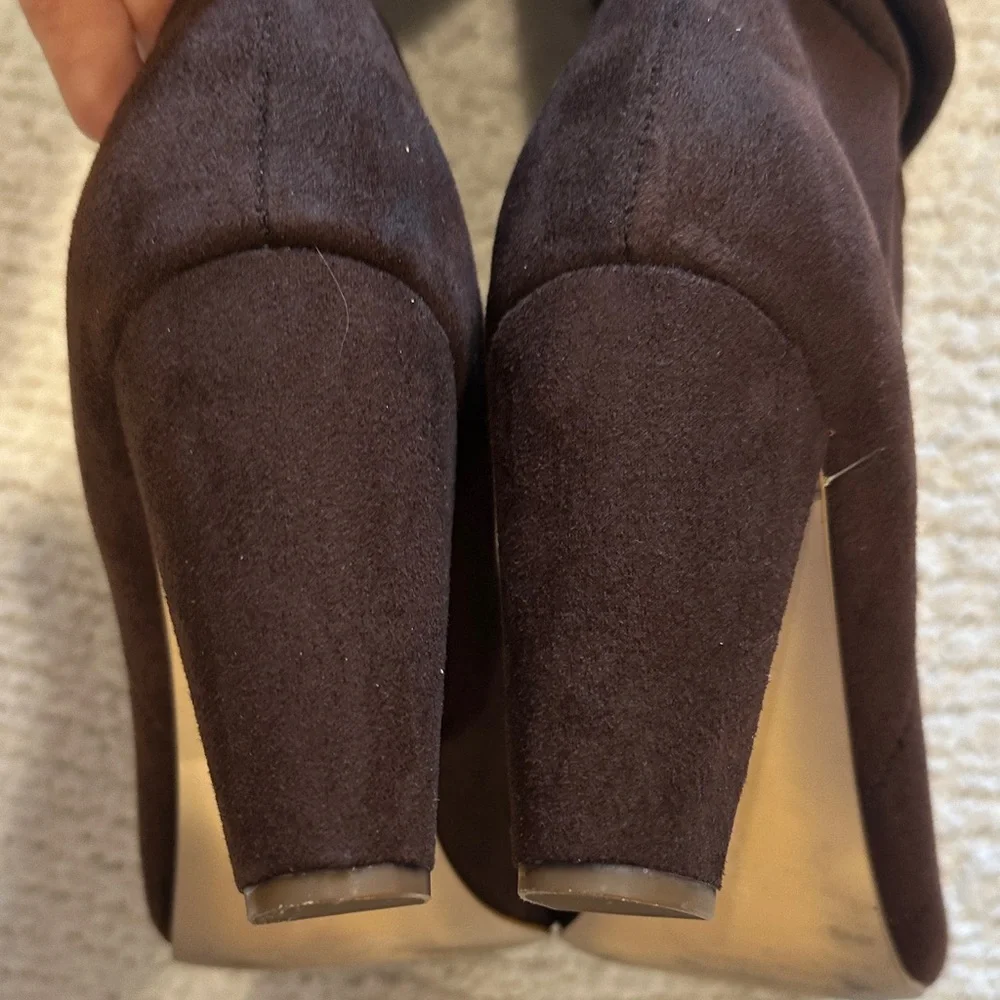 Banana Republic Slouchy Brown Women's Boots - Picture 3 of 6